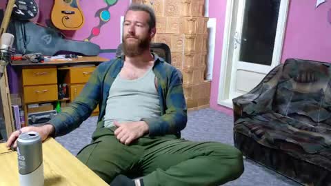 I am The Fourth and only Sir. Pelo online show from April 27, 6:39 pm