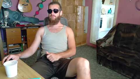 Snapshot of sir_pelo_iv chatting on July 1, 5:53 am I am The Fourth and only Sir. Pelo online show from July 1, 5:53 am