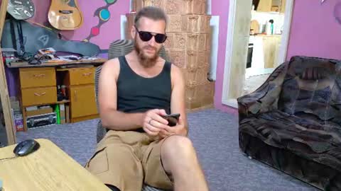 Snapshot of sir_pelo_iv chatting on July 25, 10:57 am I am The Fourth and only Sir. Pelo online show from July 25, 10:57 am