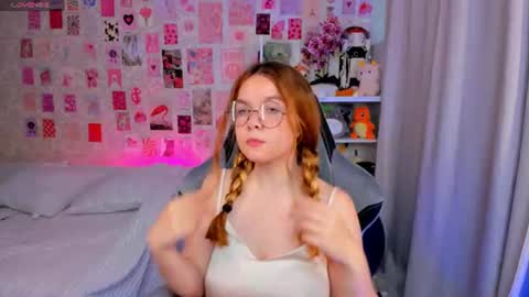 Snapshot of sirena_kennedy chatting on July 16, 3:34 am sirena kennedy online show from July 16, 3:34 am