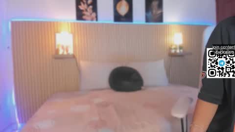 Snapshot of sirenita_xoxo chatting on October 12, 9:41 am Sirenita online show from October 12, 9:41 am