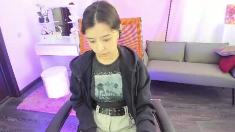 Si online show from June 23, 10:02 am