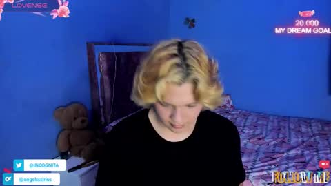 Snapshot of sirius_angels chatting on October 24, 6:59 pm Sirius angels online show from October 24, 6:59 pm