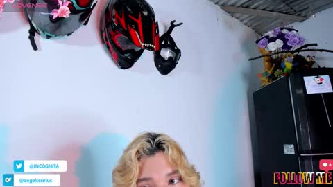 Snapshot of sirius_angels chatting on November 19, 8:53 pm Sirius angels online show from November 19, 8:53 pm