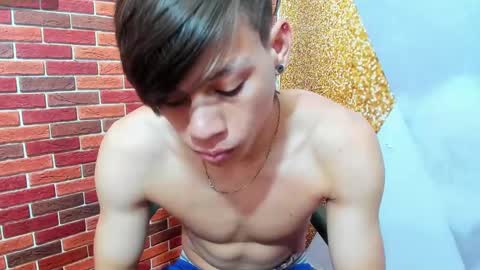 SIR RYANT online show from March 1, 1:18 pm