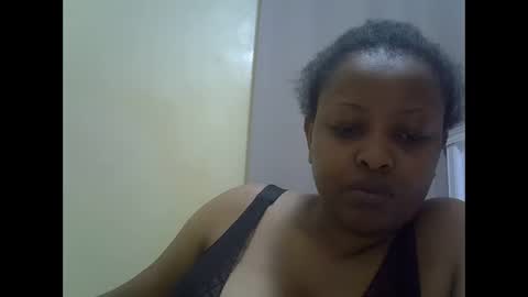 Snapshot of sisibrown97 chatting on May 31, 3:41 pm brown online show from May 31, 3:41 pm