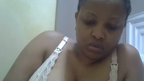 Snapshot of sisibrown97 chatting on June 30, 5:30 am brown online show from June 30, 5:30 am