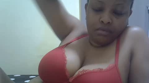 Snapshot of sisibrown97 chatting on July 2, 5:13 am brown online show from July 2, 5:13 am