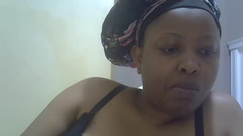 Snapshot of sisibrown97 chatting on August 8, 9:33 am brown online show from August 8, 9:33 am