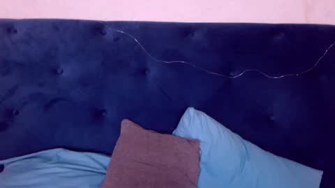 Snapshot of sisifire chatting on March 10, 2:48 pm sisifire online show from March 10, 2:48 pm