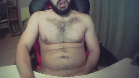 Snapshot of sissy_bear_ chatting on July 10, 3:00 am sissy_bear_ online show from July 10, 3:00 am
