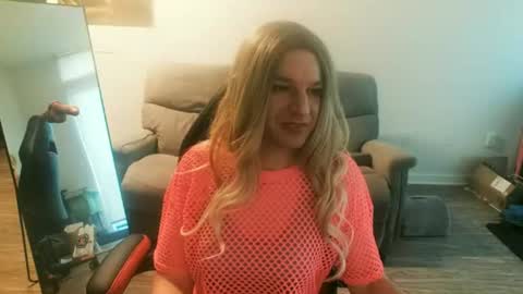 Sissy Bex online show from June 18, 11:36 am