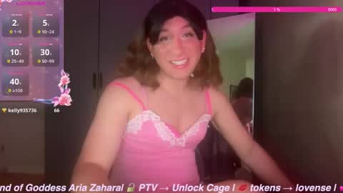 sissymaddieee online show from May 27, 11:35 pm