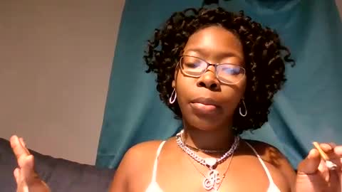 Sista souljagirl online show from January 5, 8:42 pm