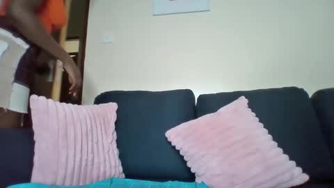 siswet online show from June 5, 10:32 am