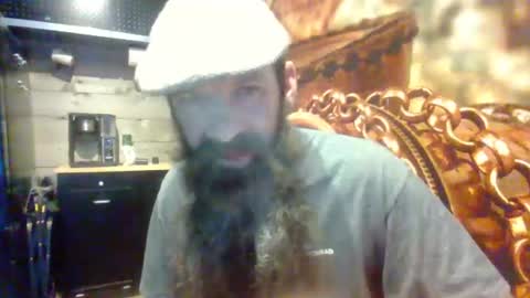 Snapshot of sitonmybeardxxx chatting on July 31, 7:02 pm sitonmybeardxxx online show from July 31, 7:02 pm