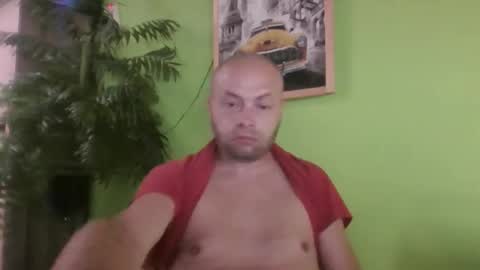 Snapshot of sixten19795 chatting on September 9, 7:08 am sixten19795 online show from September 9, 7:08 am