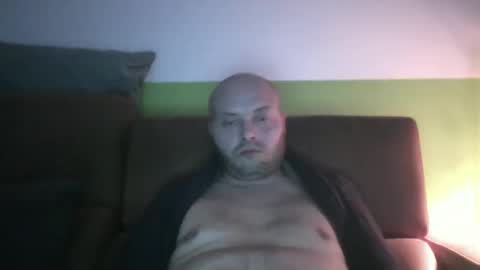 Snapshot of sixten19795 chatting on November 13, 2:16 pm sixten19795 online show from November 13, 2:16 pm