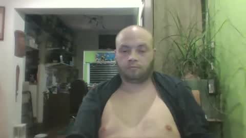 Snapshot of sixten19795 chatting on November 24, 6:07 pm sixten19795 online show from November 24, 6:07 pm