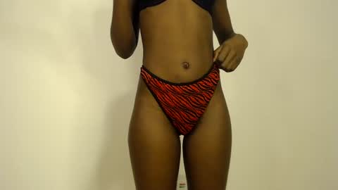 sizzly_ass online show from June 14, 3:03 pm