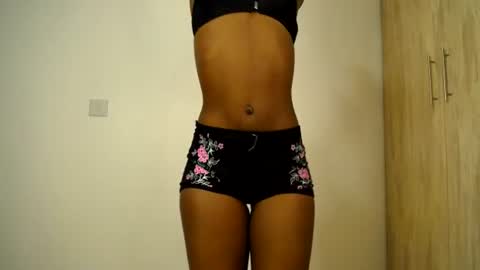 sizzly_ass online show from June 16, 3:14 pm