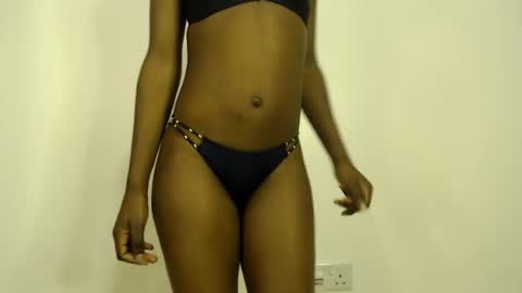 sizzly_ass online show from July 9, 2:43 pm
