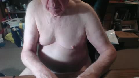 sjbottomboi online show from September 23, 3:04 pm