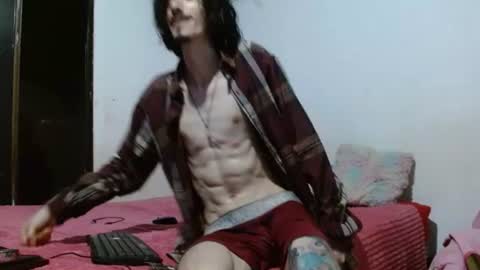 sk8sir online show from July 9, 8:57 pm