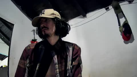 sk8sir online show from July 31, 8:08 pm