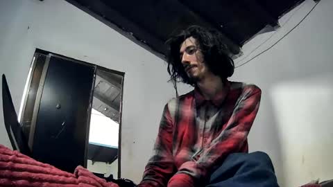 sk8sir online show from August 7, 3:08 am