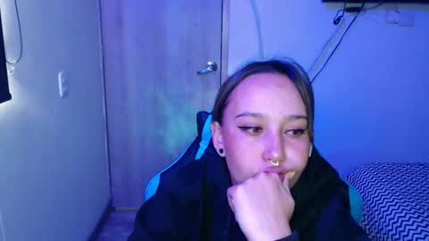 Alice online show from February 5, 9:08 pm