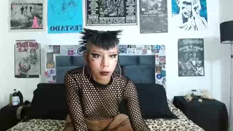 Snapshot of skarleth_miaw chatting on October 11, 4:55 am Punkat 3 online show from October 11, 4:55 am