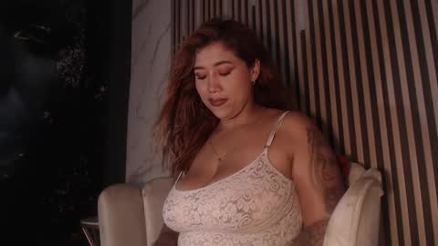 Snapshot of skarlethvilla chatting on November 2, 12:13 am Skarleth villa online show from November 2, 12:13 am