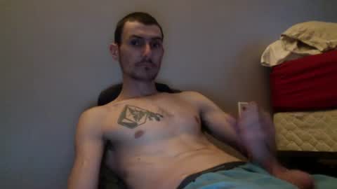 Snapshot of skaterpunk_1992 chatting on July 7, 9:30 pm skaterpunk_1992 online show from July 7, 9:30 pm