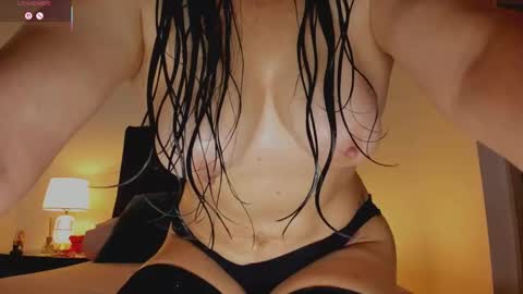 Snapshot of skay_hot chatting on November 30, 8:02 pm Skay online show from November 30, 8:02 pm