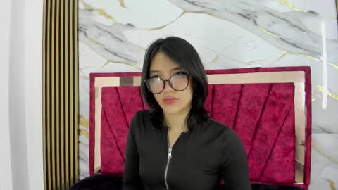 Snapshot of skaylar_95_mylove chatting on October 22, 2:45 am skaylar_95_mylove online show from October 22, 2:45 am