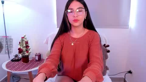 Snapshot of skeeter_cb chatting on December 1, 1:27 pm Skeete CHRISTMAS SHOW THIS DECEMBER 24 CHECK OUT MY AMAZON LIST AND MAKE ME HAPPY online show from December 1, 1:27 pm