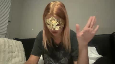 skiimaskabby online show from December 6, 5:53 am