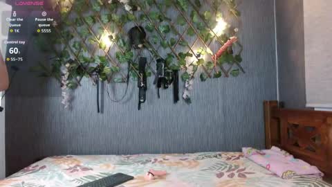 skinny_hot_girls_hard online show from May 3, 1:44 am