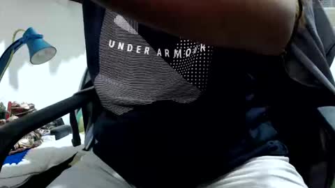 Snapshot of skinny_sexy666 chatting on June 8, 2:06 pm skinny_sexy666 online show from June 8, 2:06 pm