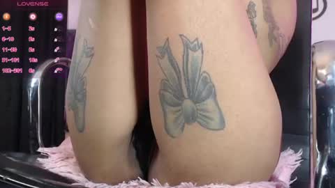 Snapshot of skinny_yizz chatting on July 30, 11:15 pm Only Pvt online show from July 30, 11:15 pm