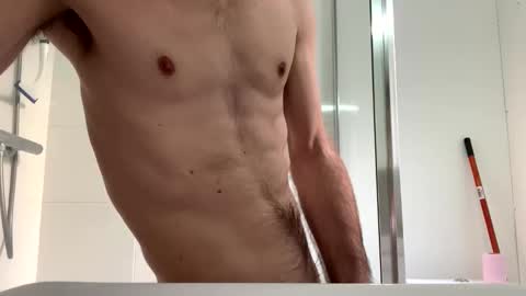 Snapshot of skinnybigdk chatting on December 19, 1:18 pm skinnybigdk online show from December 19, 1:18 pm