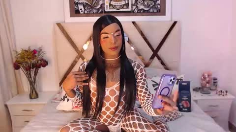 Snapshot of skinnyflak7 chatting on November 21, 8:46 am jesica online show from November 21, 8:46 am