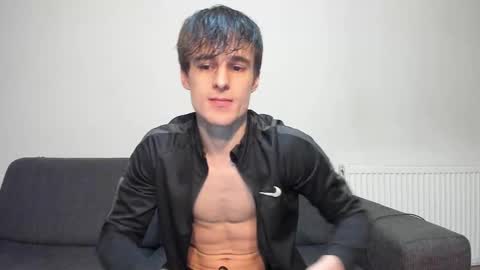 skinnyguywithbigd online show from March 7, 10:43 pm