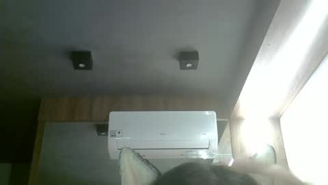 skinnykittencam online show from April 3, 9:40 am