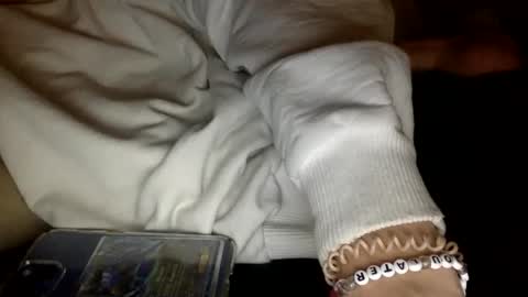 Snapshot of skinnypole6 chatting on December 14, 6:24 am skinnypole6 online show from December 14, 6:24 am
