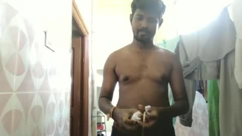 Snapshot of sklavepappu143 chatting on May 25, 2:50 am Indianslut1431 online show from May 25, 2:50 am