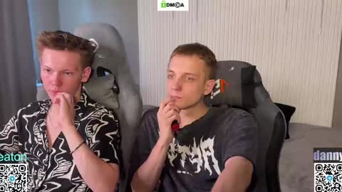 sky_hunter online show from June 10, 1:10 pm