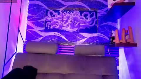 Daniel online show from May 1, 10:58 pm