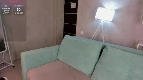 Snapshot of sky_kuper chatting on May 25, 1:11 am Sky online show from May 25, 1:11 am